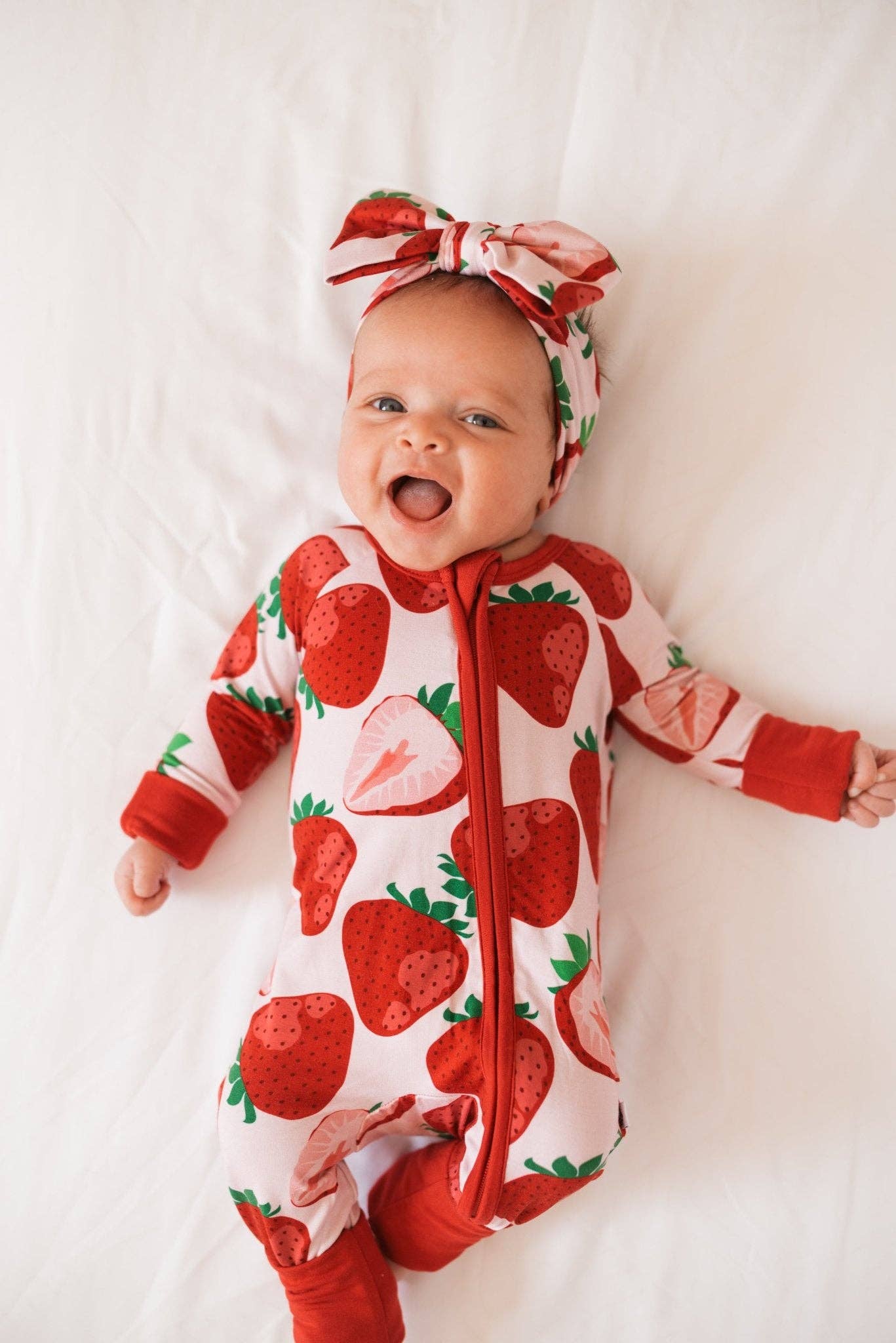 Jammie Session formerly Big Dreams Little Jammies - Wholesale Jumpsuit - Baby - Berry Sweet (Strawberry) Romper, bamboo baby romper, bamboo pajama romper, soft baby romper, eco friendly baby romper, unisex baby outfit, baby sleepwear, sustainable baby clothes, bamboo sleep romper, cozy baby pajamas, bamboo sleepwear1