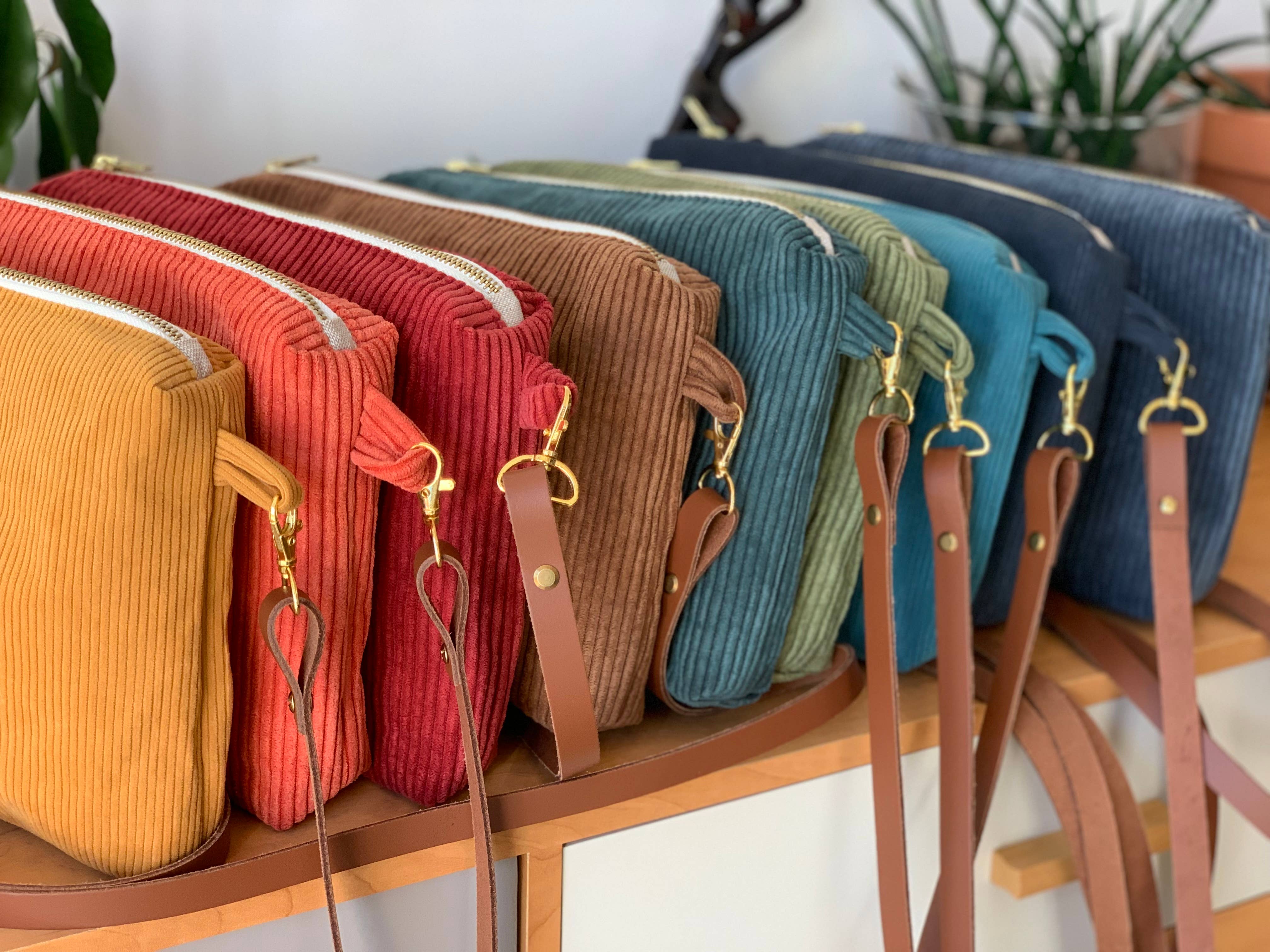 BARBE MELISSA EI - La petite canette - Vendita all'ingrosso Tracolla - Donna - Borsa a tracolla in velluto a coste1