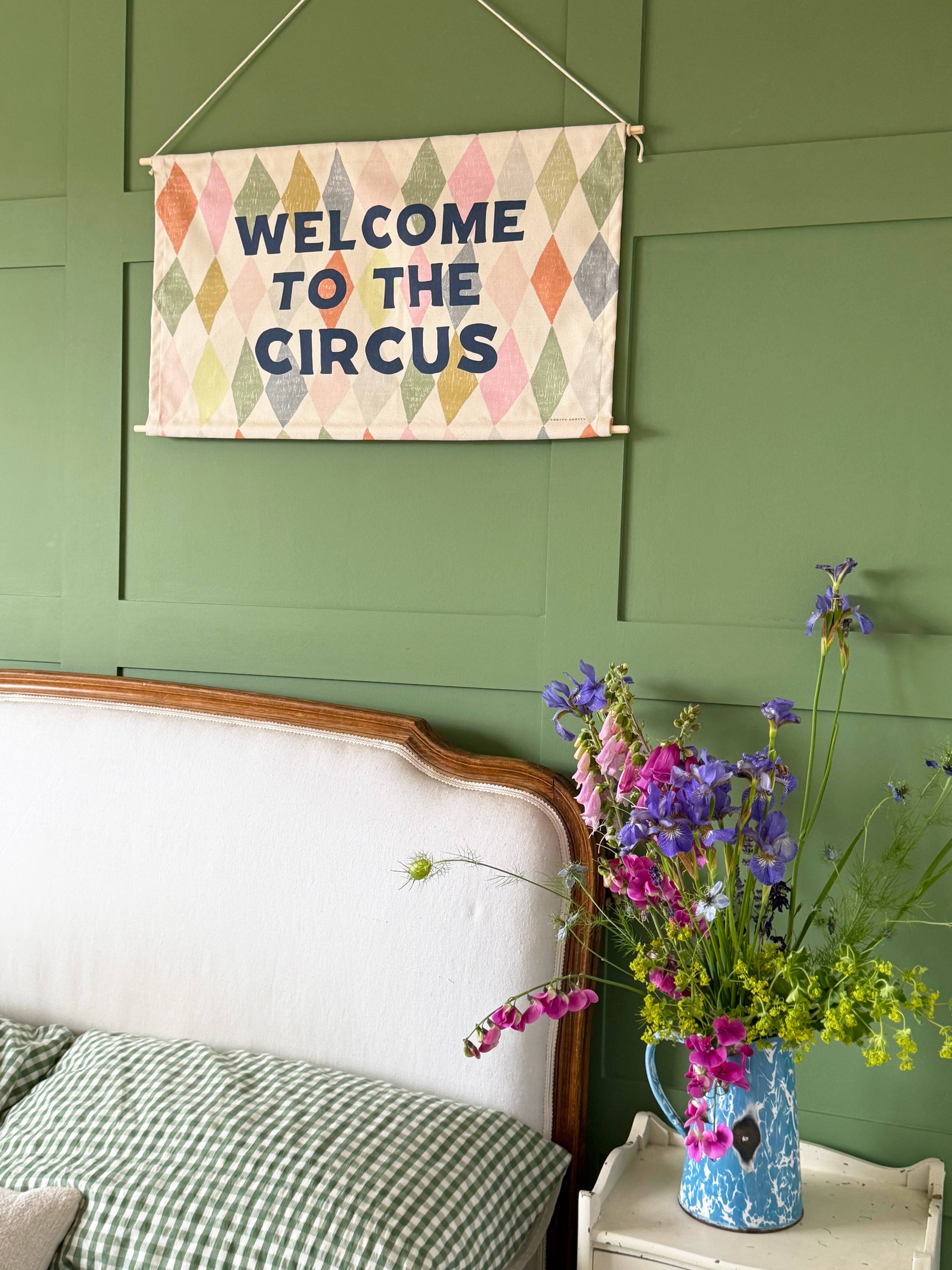 Knotty Knotty - Wholesale Banner - Welcome To The Circus Printed Fabric Banner 4