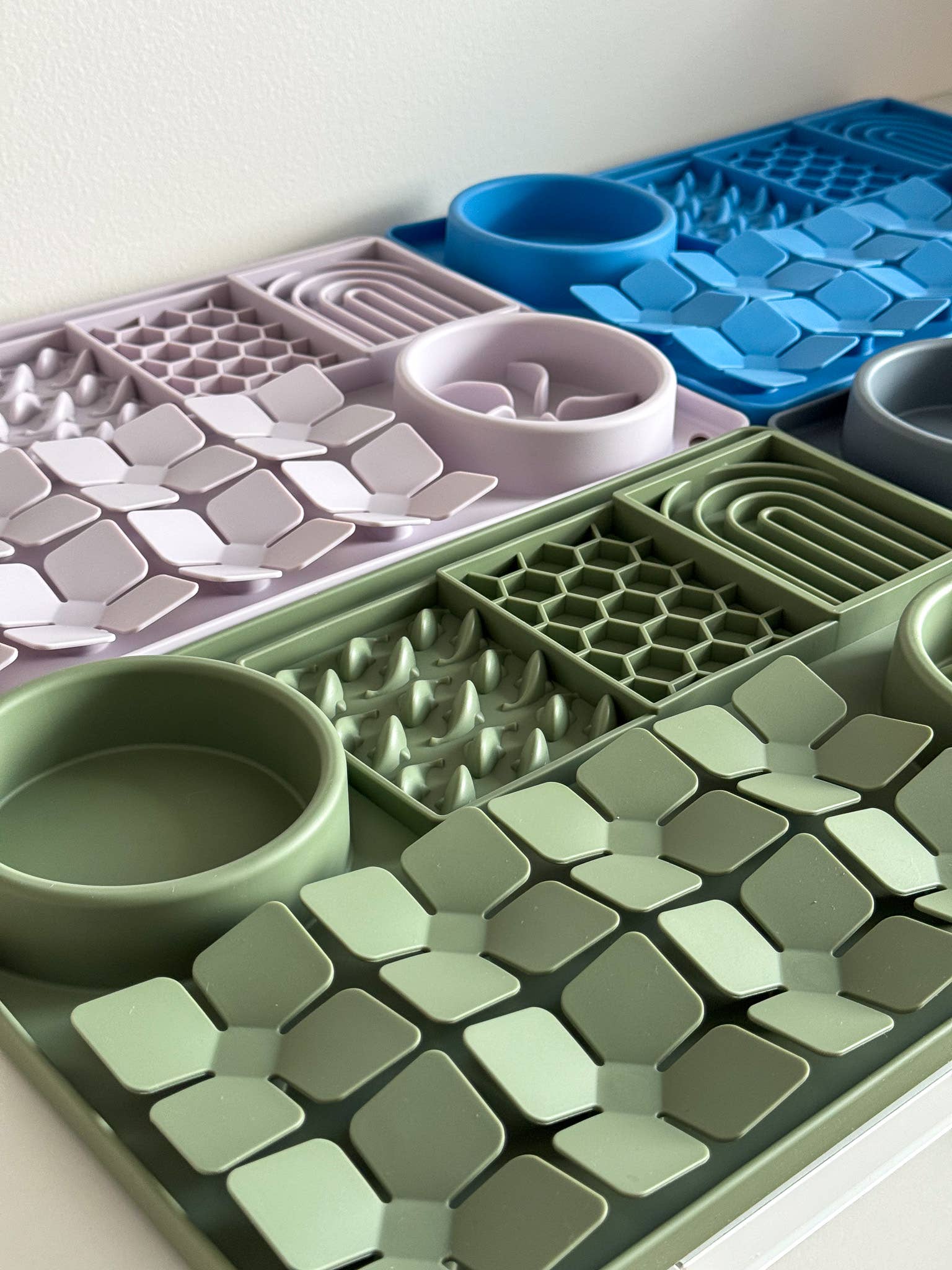 Doggotique - Wholesale Pet Food Mat - Dog - Dog feeding station, lick mat, lick mat9