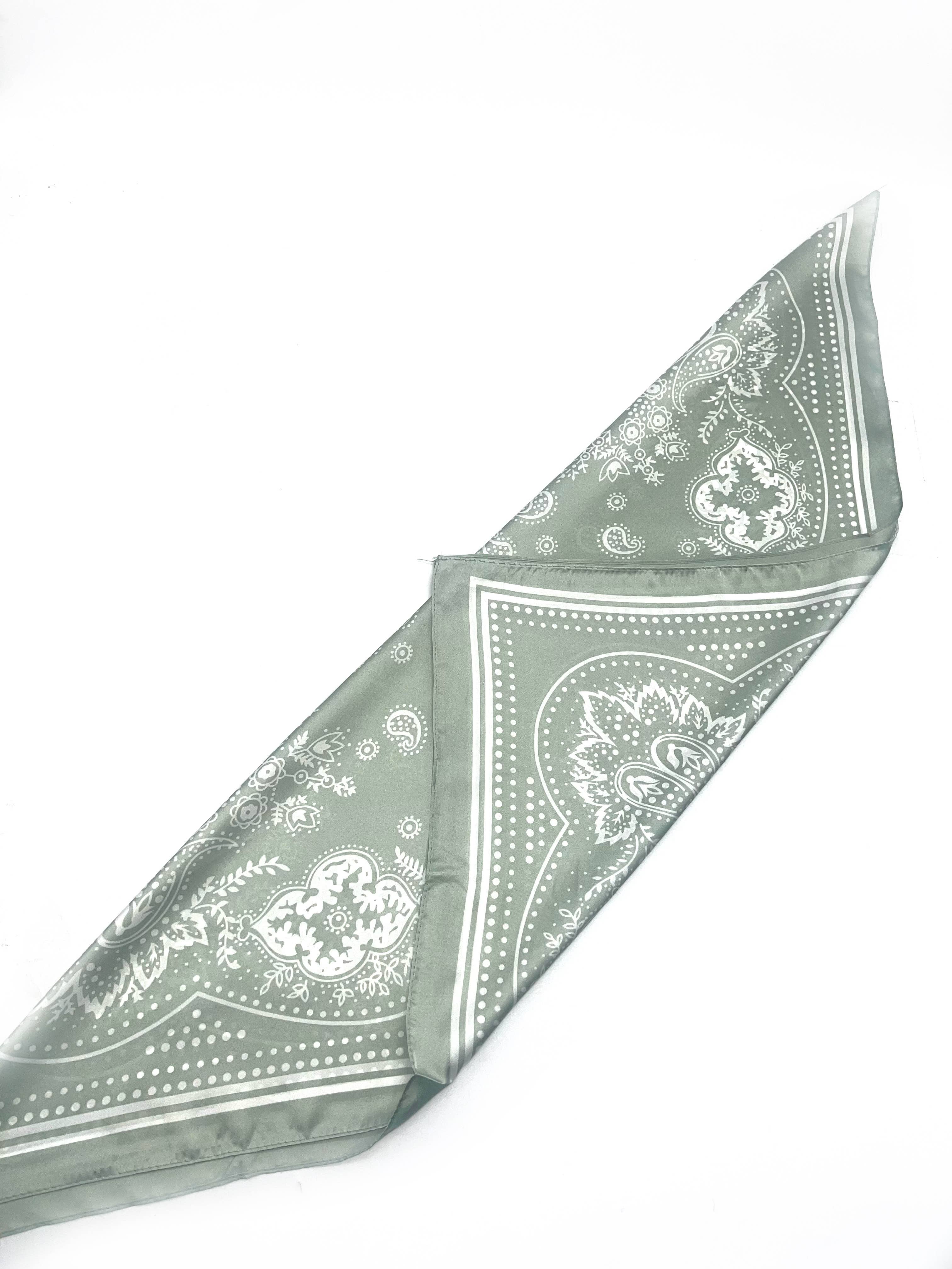 LINETA - Wholesale Scarf - Women's - D-140 Small bandana pattern scarf5