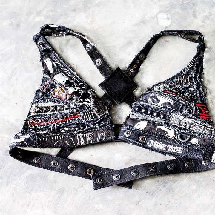 Soutien-gorge de Lona Conversível com Remendos Desgastados Wasteland por atacado de JUNGLE TRIBE