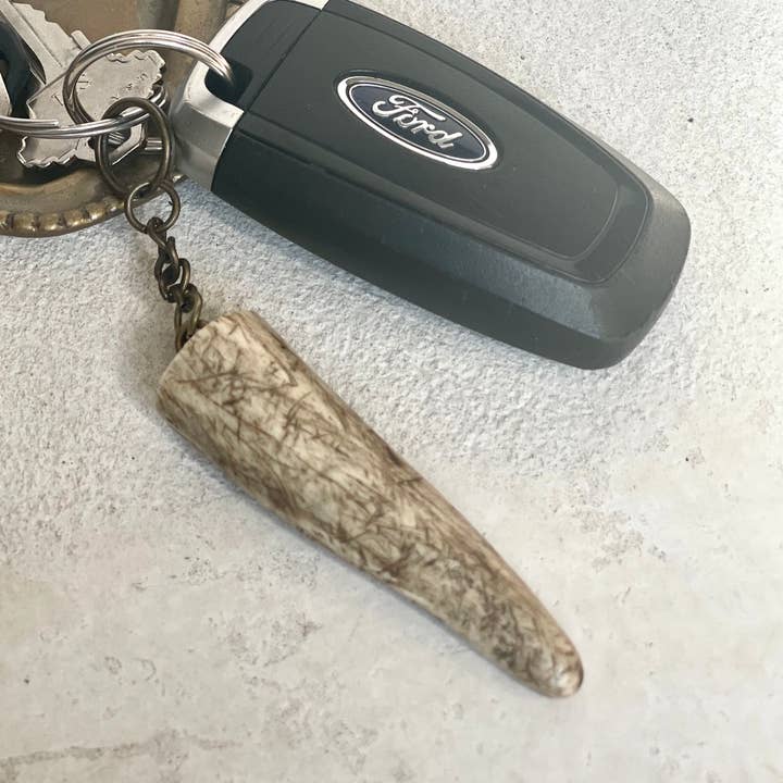 L Rae Charm - Wholesale Keychain - Unisex - Deer Antler Tine Keychain Keyring