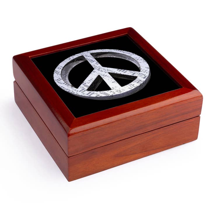 3dRose, Paz Pásala, un signo de paz tridimensional de metal áspero y desgastado, Caja de Joyas para venta al por mayor de 3dRose