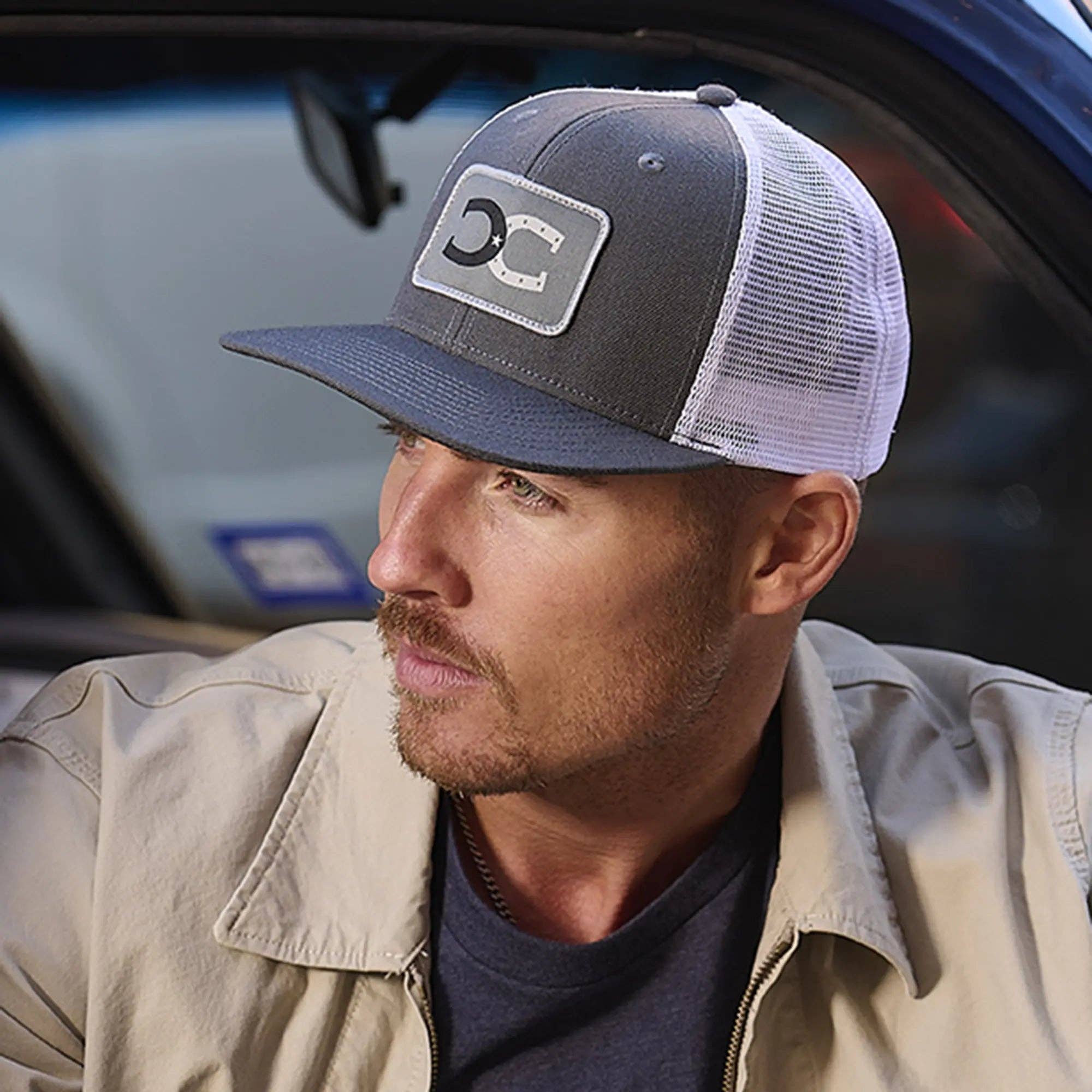 Cowboy Cool – Engroshandel Trucker hat - Unisex – Flad Bill Branding Iron Hat1