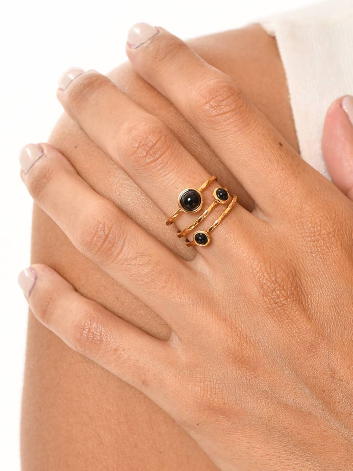 Anillo De Acero Ajustable Triple Con Tres Piedras para venta al por mayor de Victoria Moda