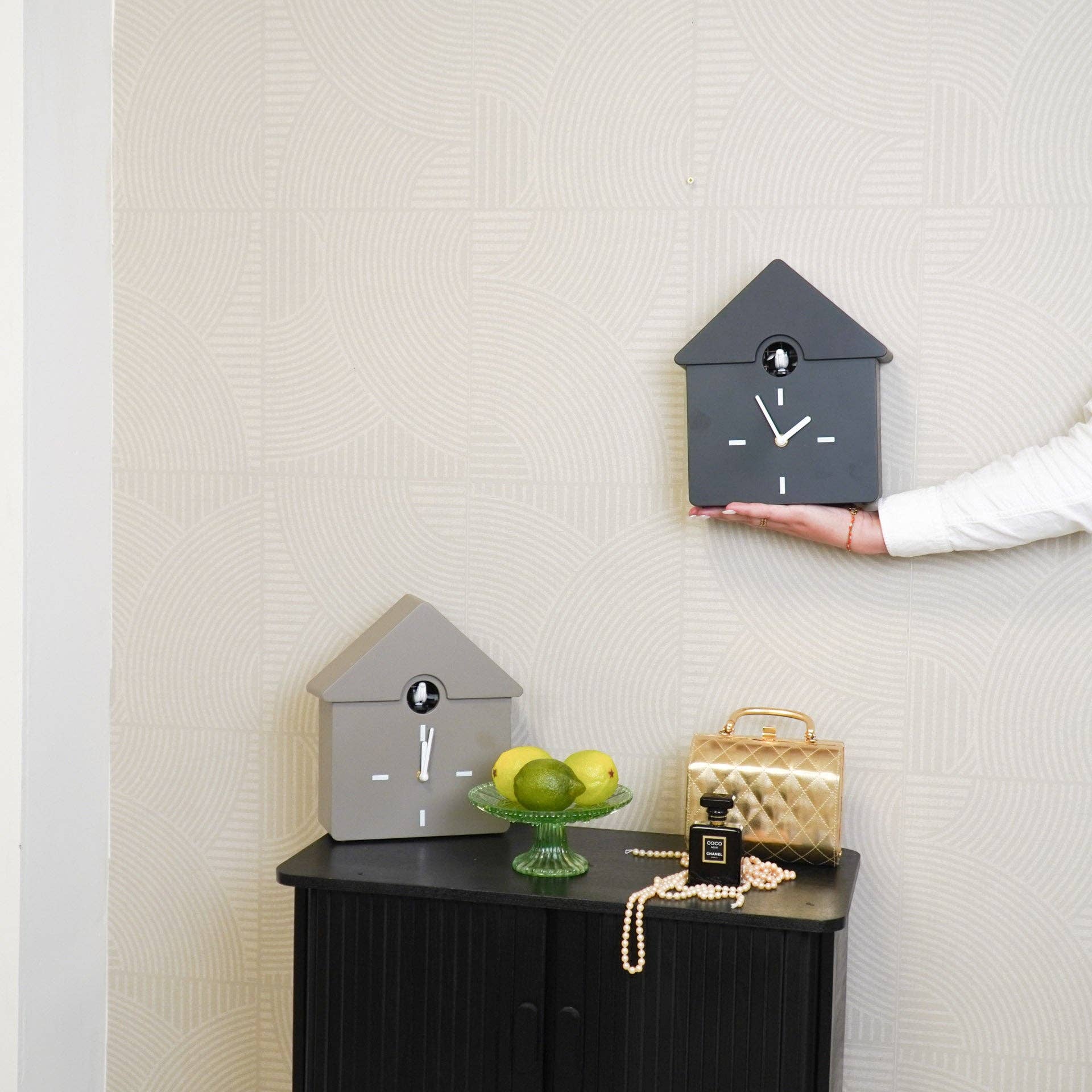 Housevitamin bv - Wholesale Wall Clock - Clock- Wall Clock Cuckoo- Taupe- 24x27x9cm4