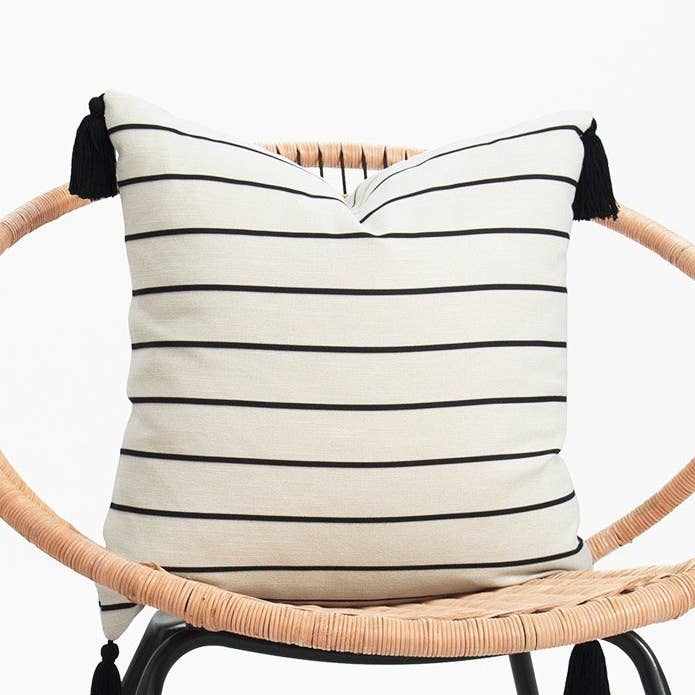 Marockansk Tofs Neutral Kuddfodral, Randig, Beige Svart för wholesale av Hofdeco