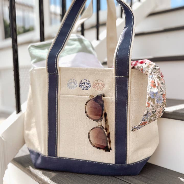 Knotty But Sweet - Wholesale Tote Bag - Women's - Seashells Embroidered Tote Bag