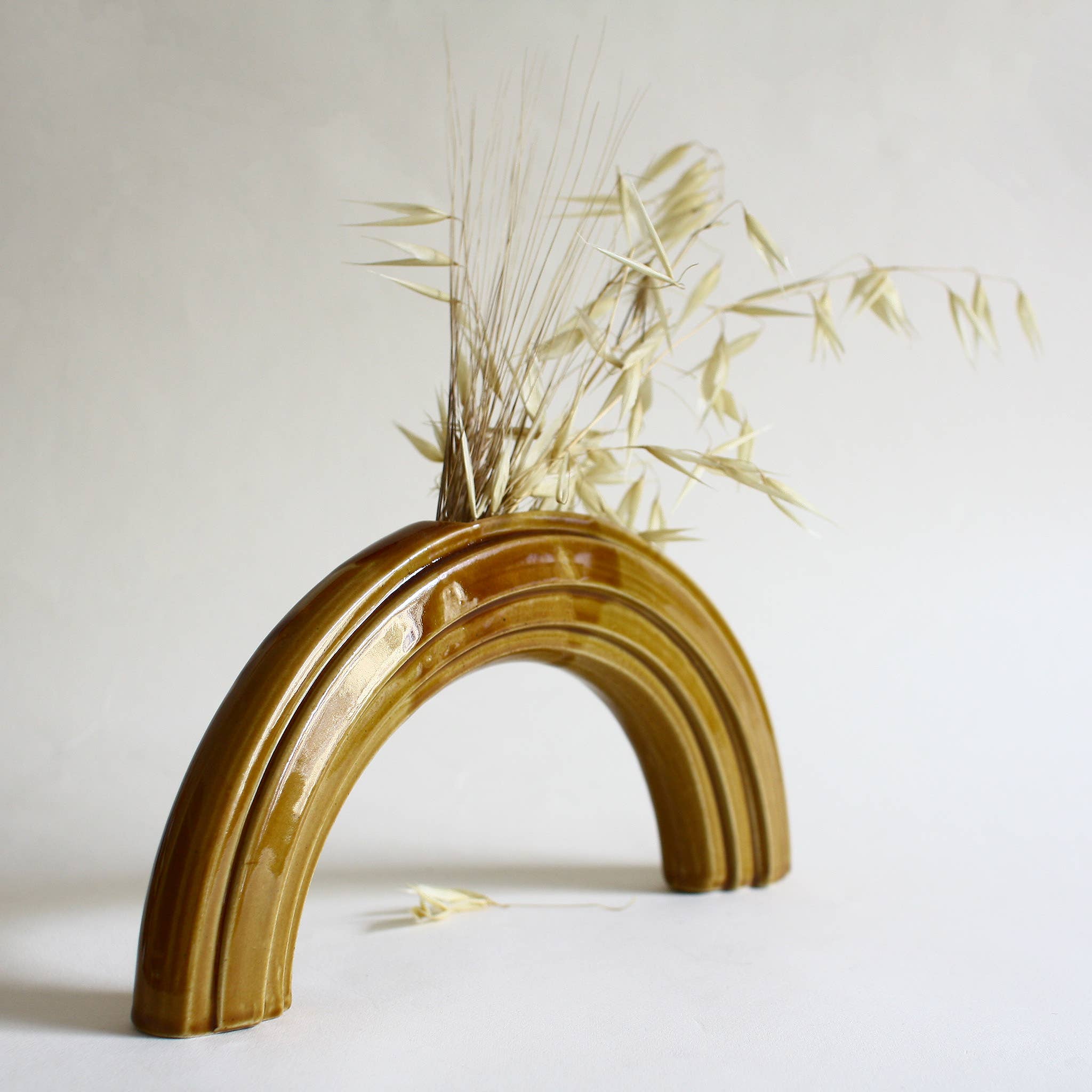 Jenni Oh Crafts - Wholesale Vase - Semi Circle Flower Vase in Assorted Colours and Sizes7