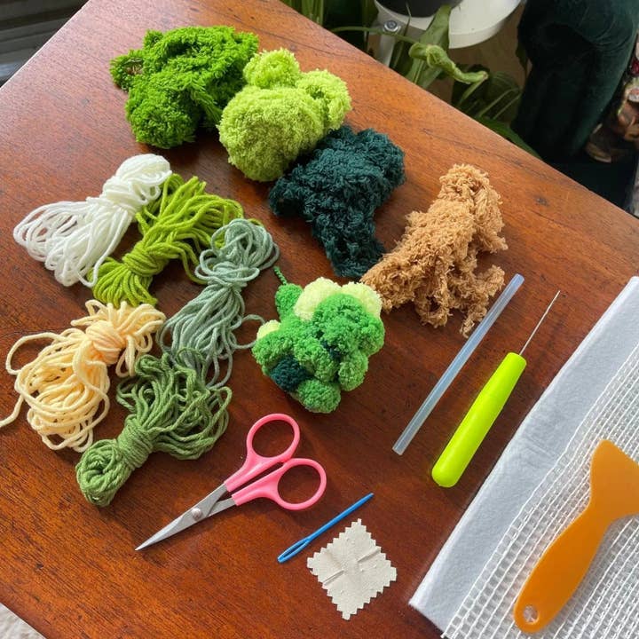 Craft Club – wholesale DIY craft kit – Grassy Garden - Moss Coaster Kit7