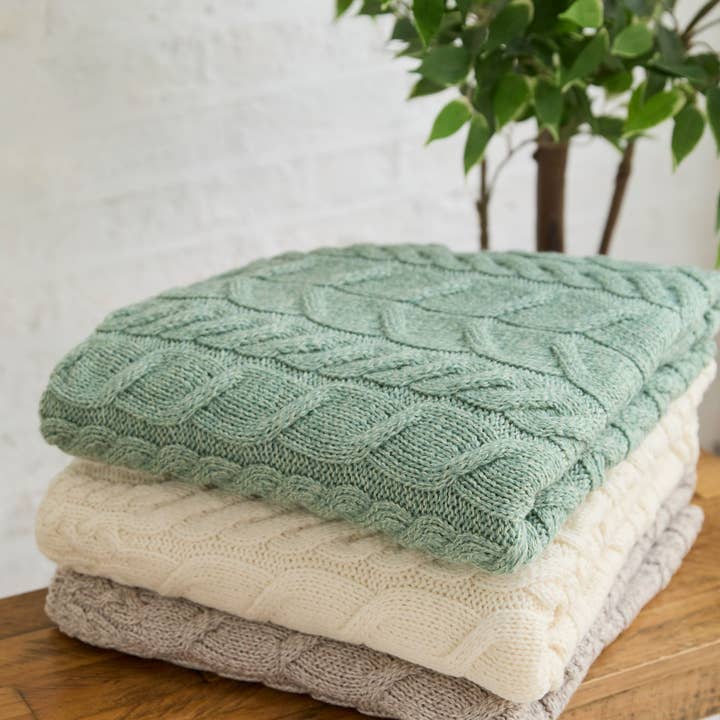 Aran Woollen Mills - Wholesale Throw Blanket - Silver Strand Supersoft Aran Cable Throw - Mint Green0
