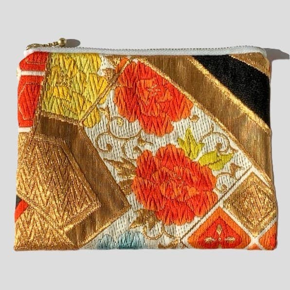 Japanese Kimono Silk Mini Pouches Vintage Kimono Kimono Pouch Zipper Pouch Kimono Fabric Kimono Accessories Handmade Pouch Vintage Kimono Upcycled Kimono Traditional Japanese Travel Pouch Colorful zipper pouch colorful travel pouch bag organizer for wholesale by House of Shokunin