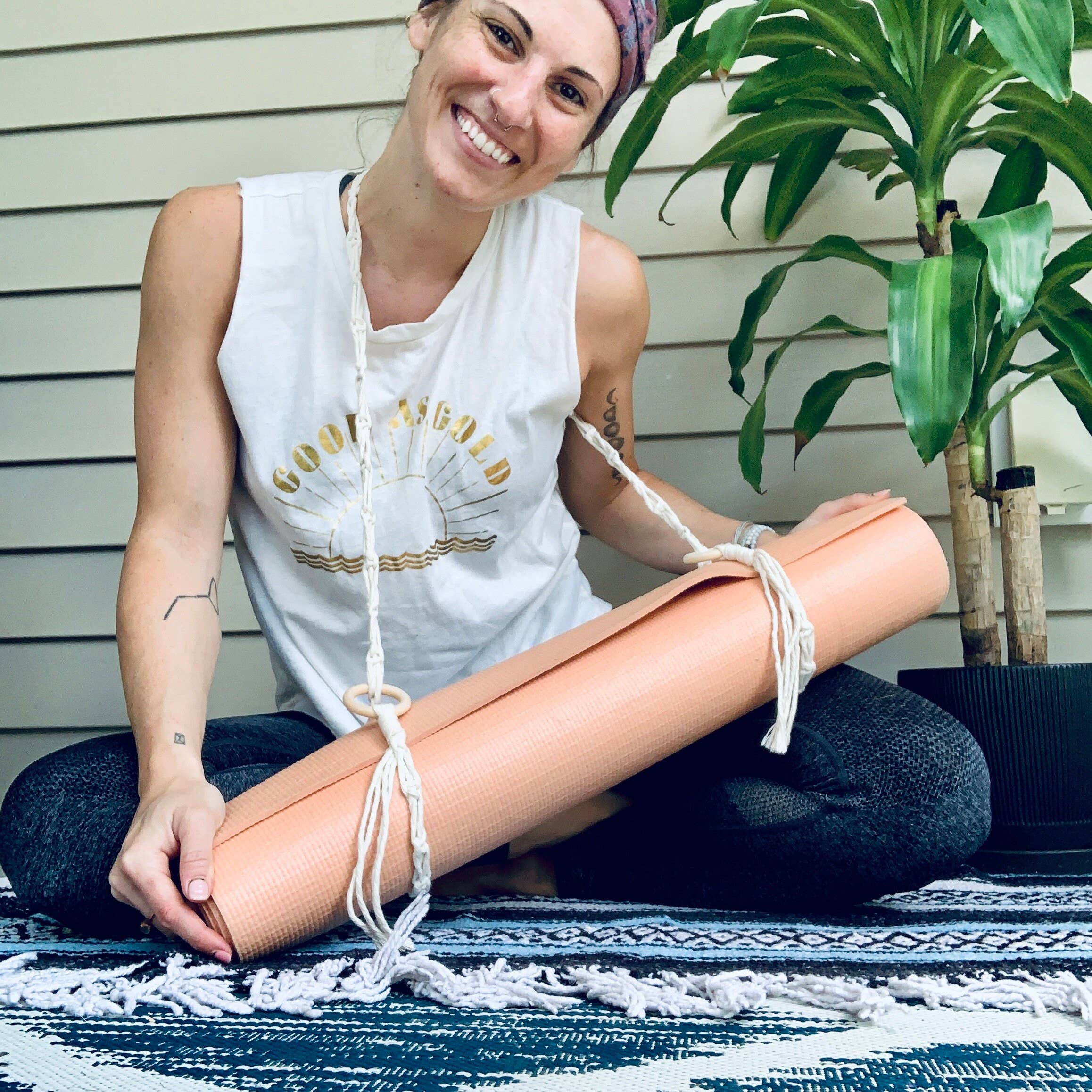 Rosie the Wanderer, Handmade Macramé - Wholesale Yoga Strap/Band - Macrame Yoga Mat Strap- Macrame Yoga sling2