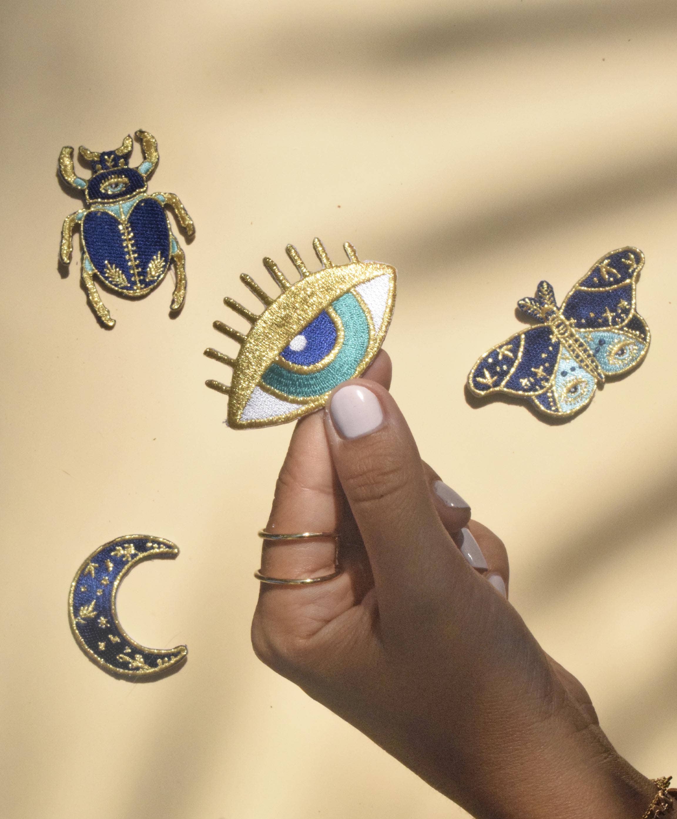 MALICIEUSE - Wholesale Patch - Iron-On Patch Golden Eye1