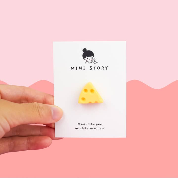 Kaasbroche | Kaasspeld | Zwitserse kaasspeld | Cheddar-kaasspeld | Miniatuurvoedselpin voor wholesale door Mini Story Co