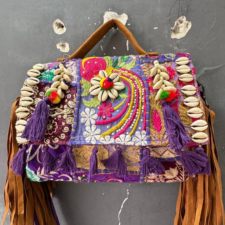 GYPSY STUDIO - Wholesale Shoulder Bag - Women's - Traditional Banjara Bags Banjara Bags Embroidery Work Bag 6