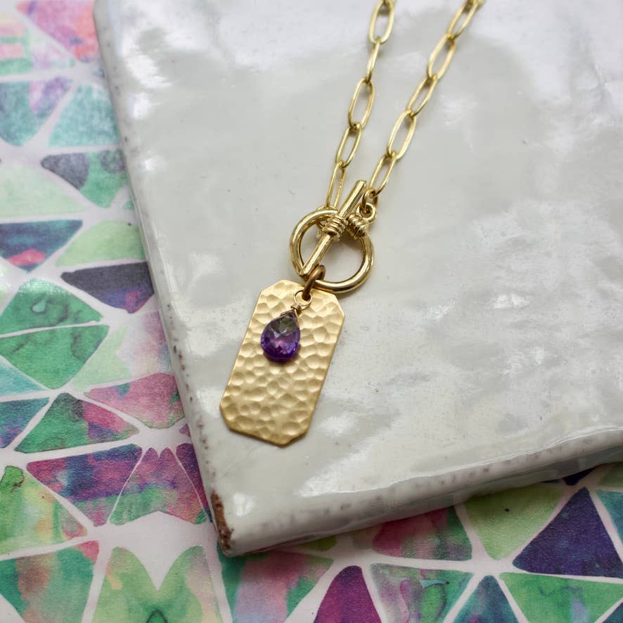 a.v. max - Wholesale Pendant/Charm Necklace - Hammered Dog Tag|Semi Stone & Toggle Closure|Gold|17"11