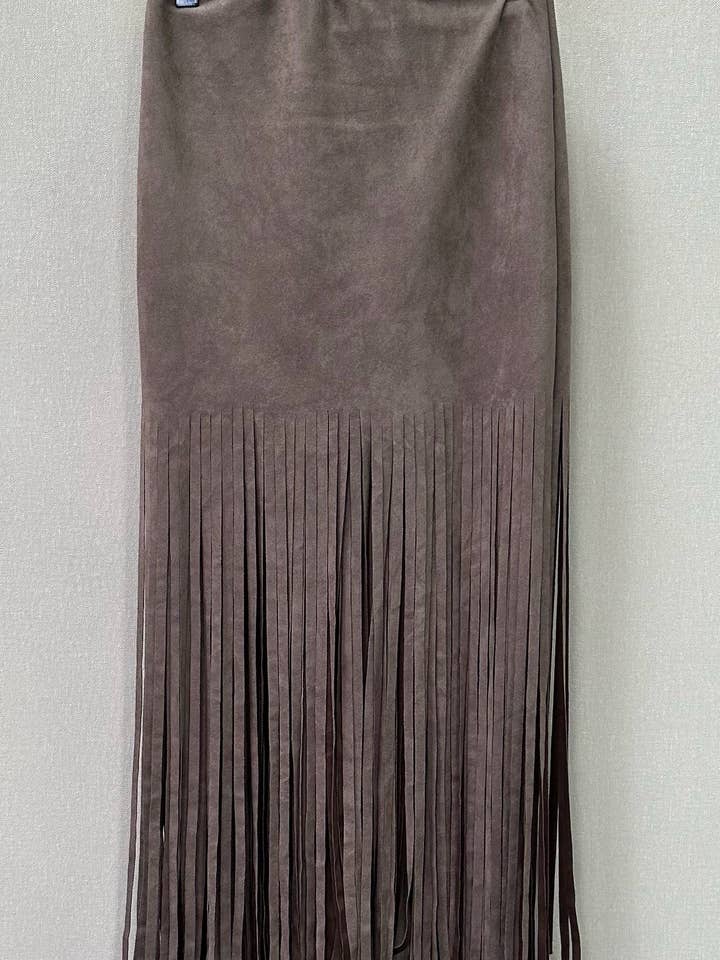 SWEET MAGIC MODA Y COMPLEMENTOS - Wholesale Skirt - Women's - SUEDE SKIRT WITH FRINGES8