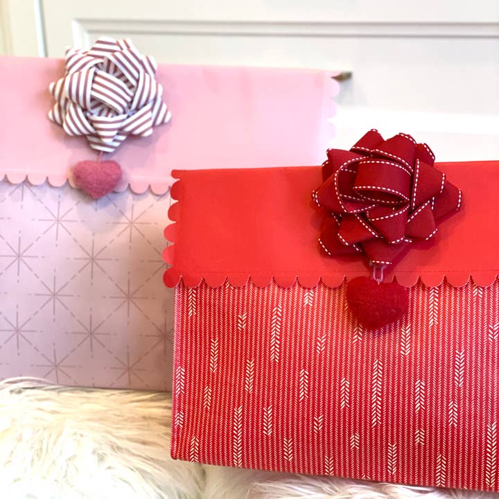 EverWrap - Wholesale Gift Bag - Large Pink Reusable Gift Bag With Magnet Closure1