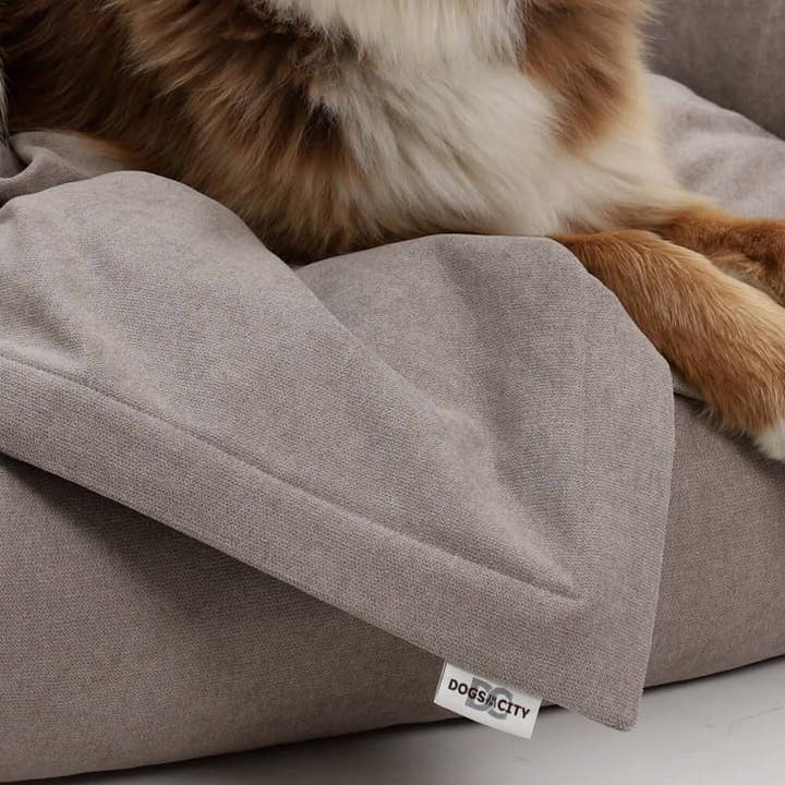 DOGS in the CITY® – Großhandel Haustierdecke – Hund – Hundedecke Plaid Monterey sand beige