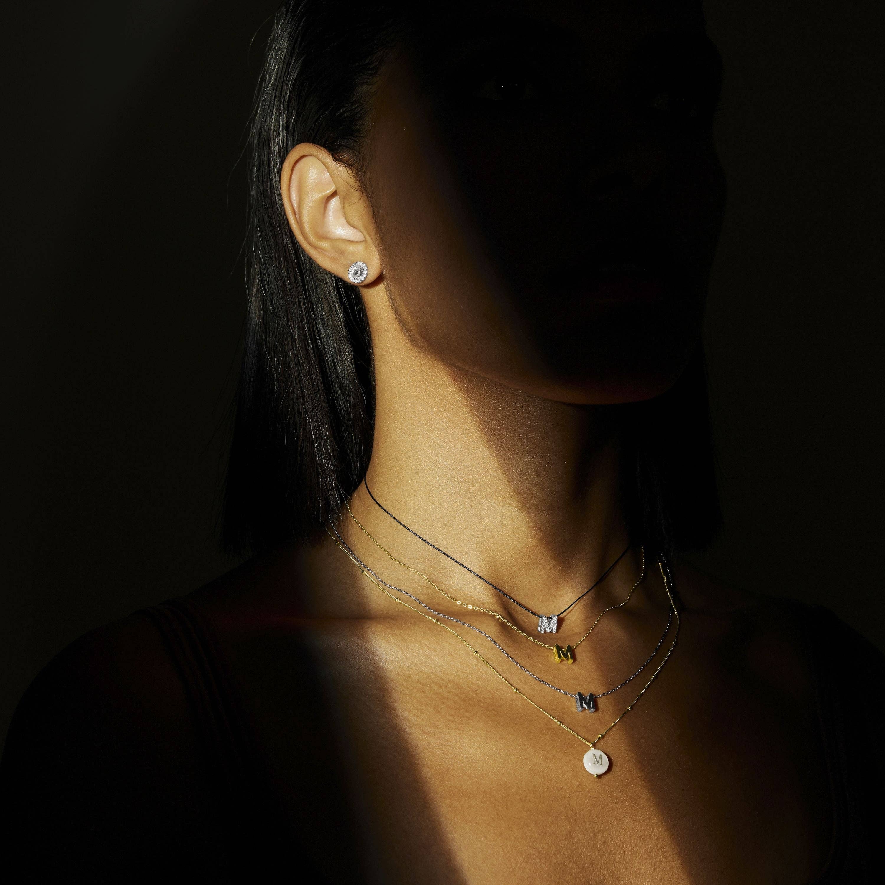 Luxenter – Großhandel Kette mit Anhänger/Charm – 925er Sterlingsilber-Anhänger mit funkelndem Zirkonia, rhodiniert - Alphabet1