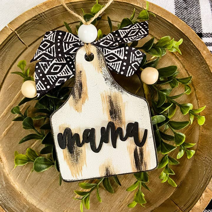 Bil Charm Ornament | Moo Tæve | Western Cow Print for engroshandel hos The Creative Cottage