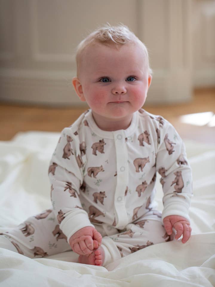 Pajamas for baby with buttons for wholesale by Charlie Tells