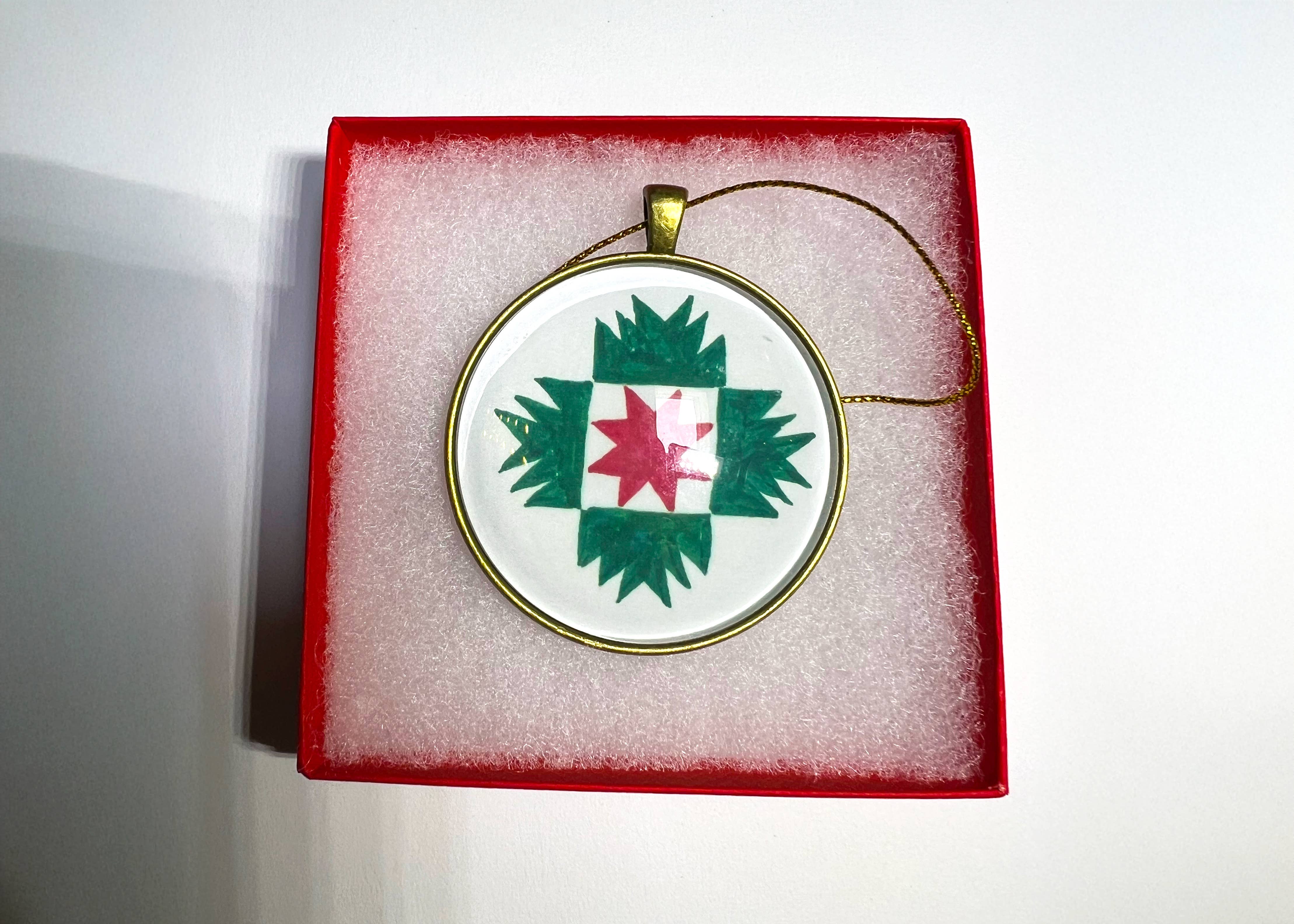 Quilt Design Jewelry - Wholesale Ornament - Quilt Design Christmas Ornament, Xmas Star Green/Red3
