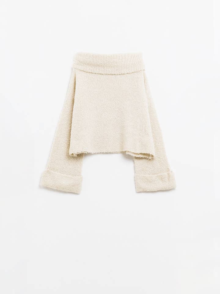White knitted fluffy high neck sweater in cream for wholesale on Faire4