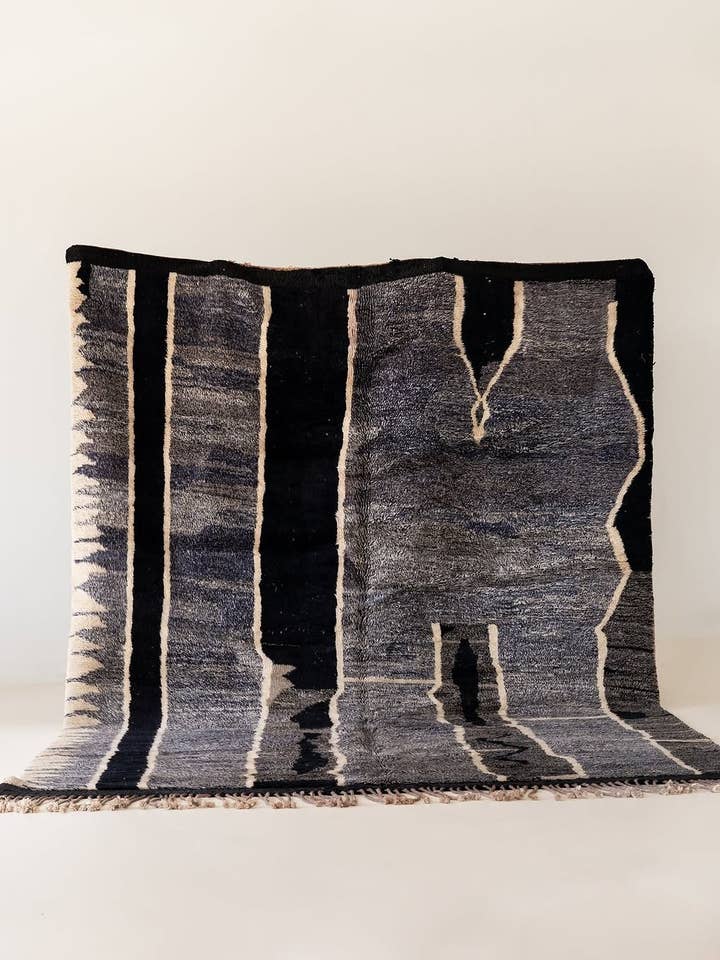 Premium Handwoven Black Beni Mrirt Moroccan Area Rug for wholesale by BerberNest