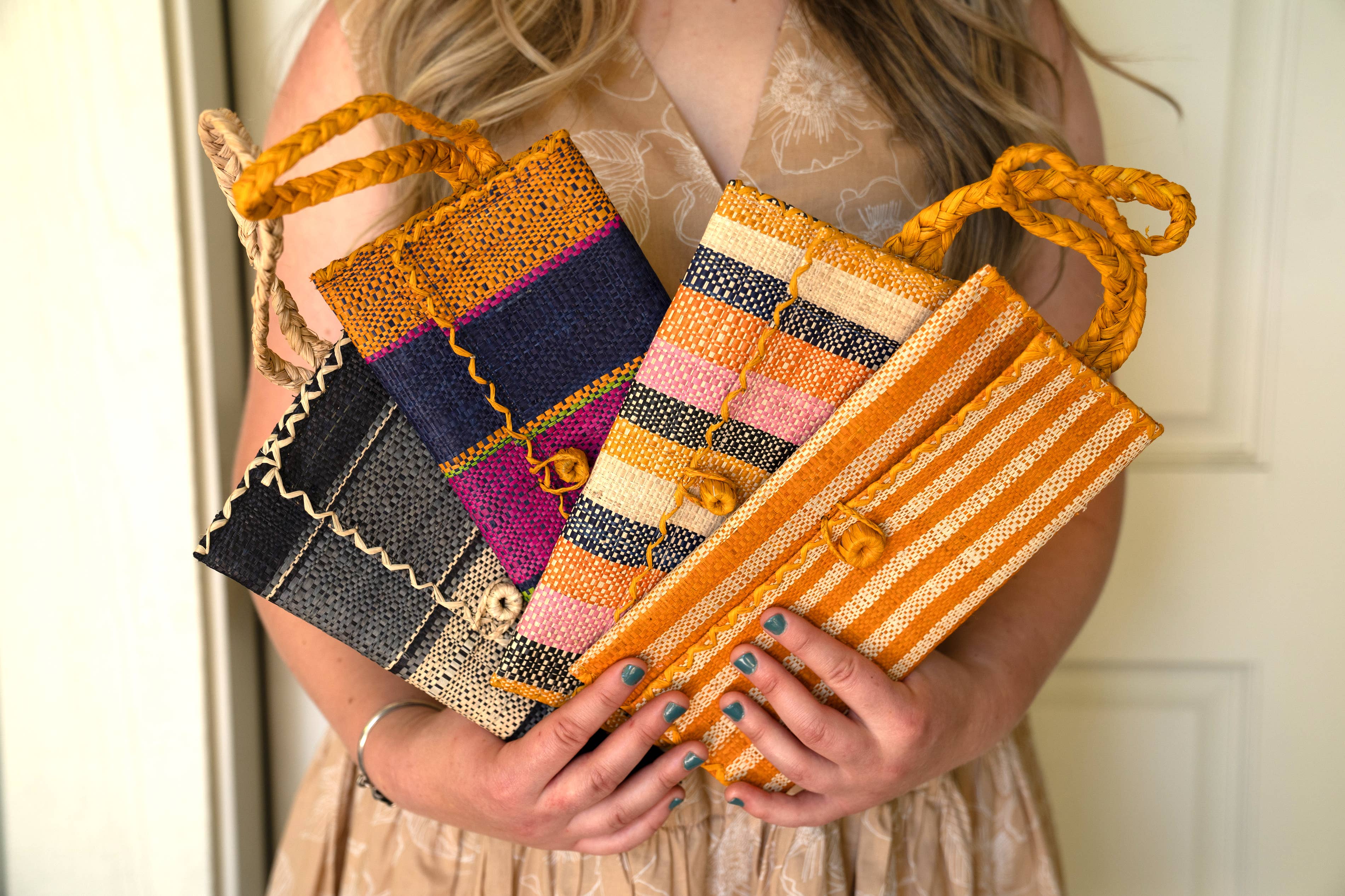 Shebobo – wholesale Clutch bag – women's – ChiChi Straw Envelope Clutch Purse Wristlet Bag13