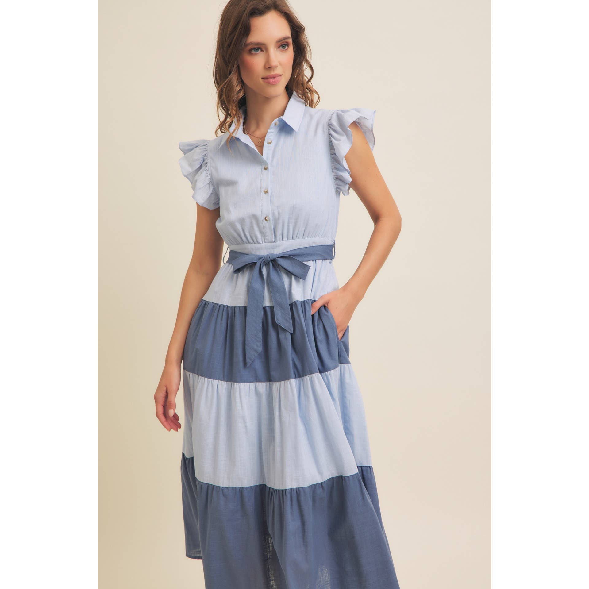 in february - Vente Robe – femme - ROBE MIDI EN COTON À BLOCS DE COULEUR AVEC VOLANTS ET CEINTURE À LA TAILLE20