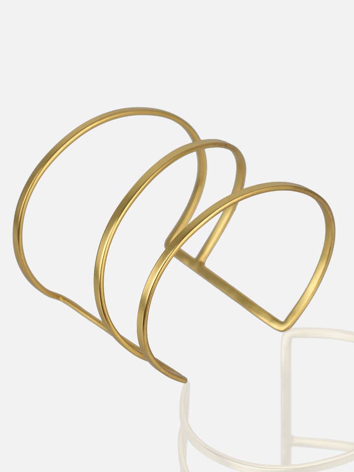 Basic Curve Bracelet for wholesale by Shinyland Llc dba Aquadan.co (Wholesale)