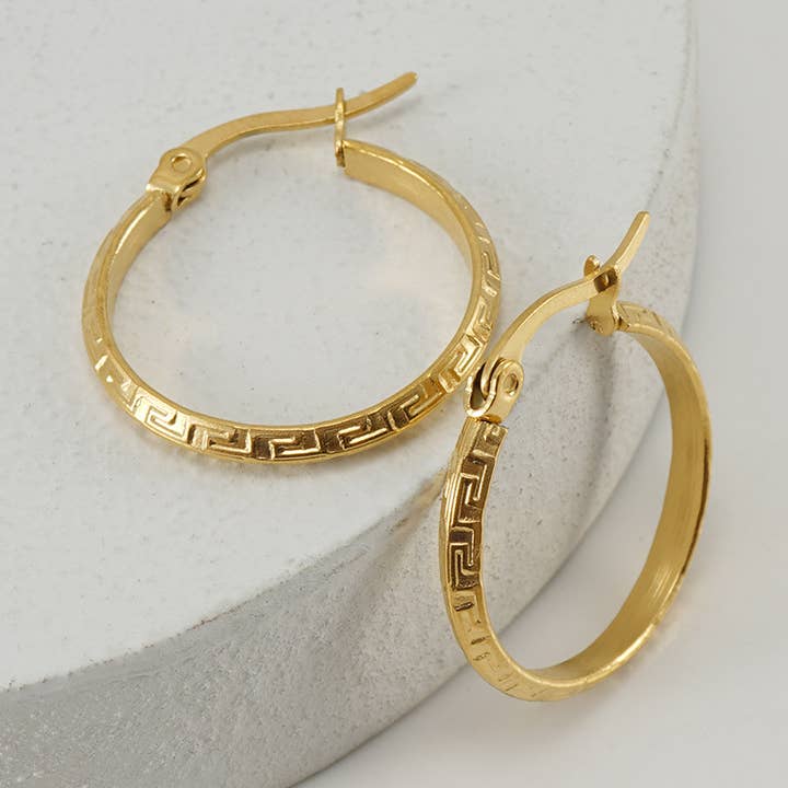 Gioielli Intricati a Cerchio Geometrico in Oro per la vendita all'ingrosso da parte di Gemscape UK