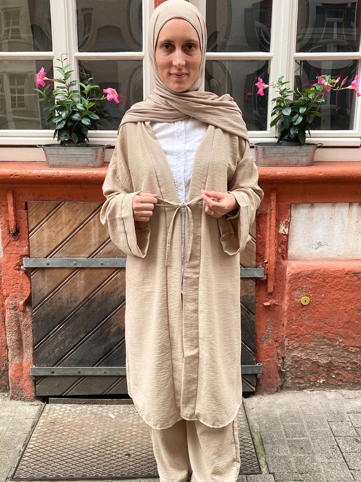 2-delige linnen set: Broek + Kimono "Good Vibes" (OEKO-TEX) voor wholesale door SAIS Fashion