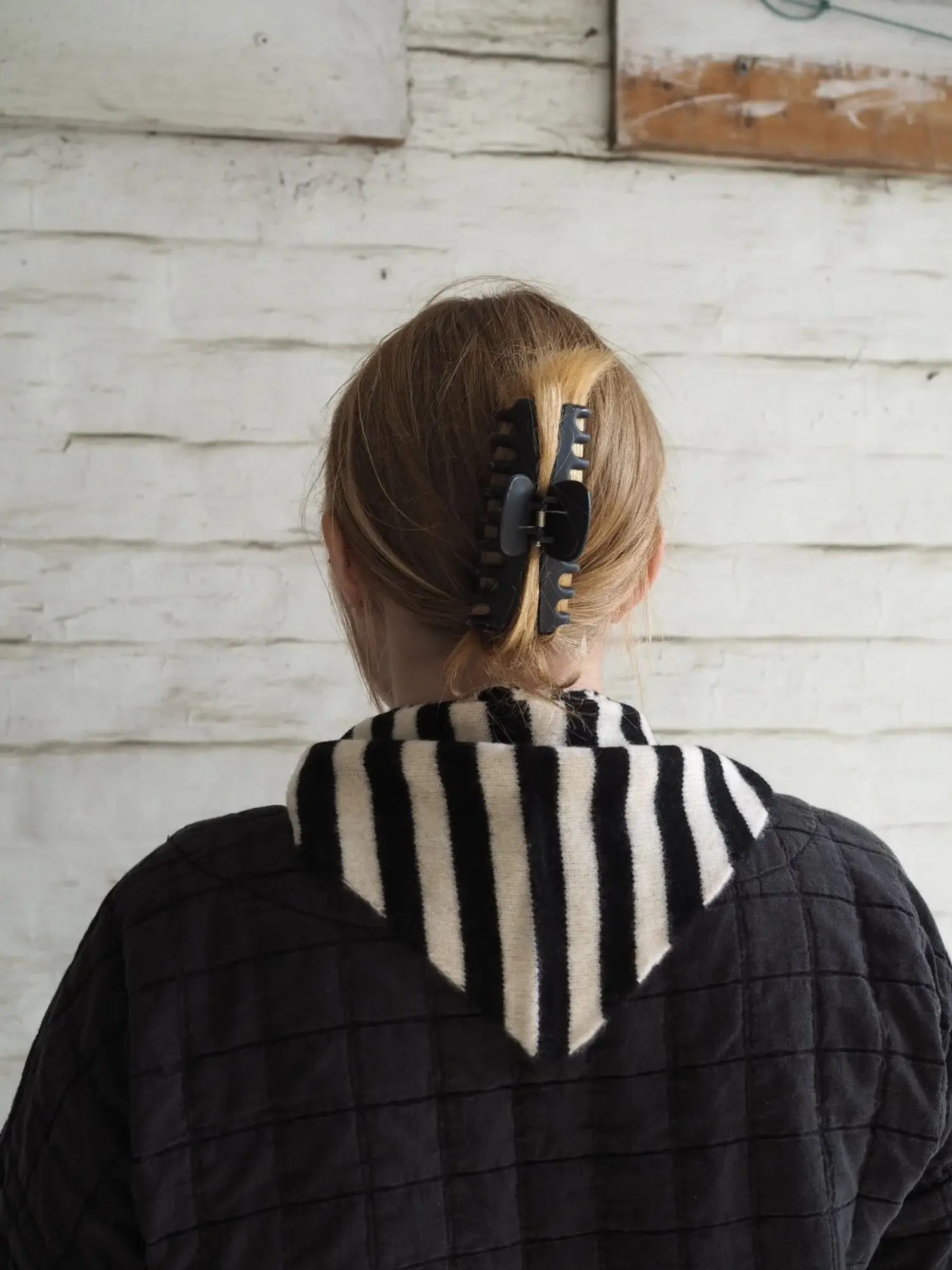 Roake Studio – wholesale Scarf – Women's – Merino Wool Triangle Scarf11