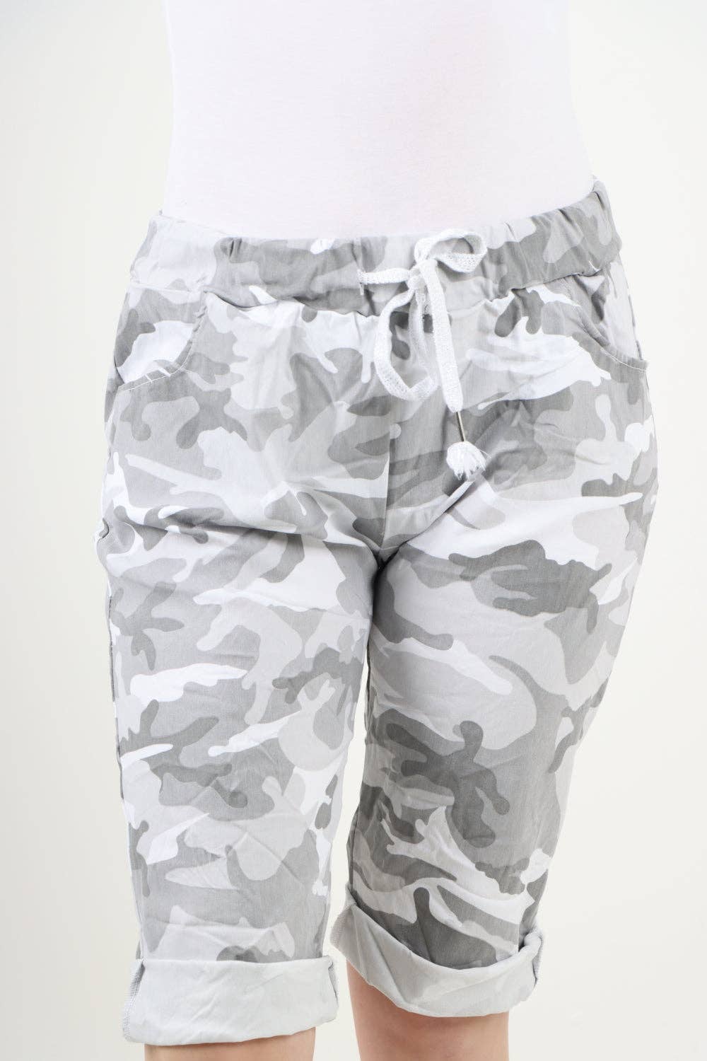 Miss Bold – wholesale Shorts – Women’s – Italian Camouflage Magic Chino Shorts76