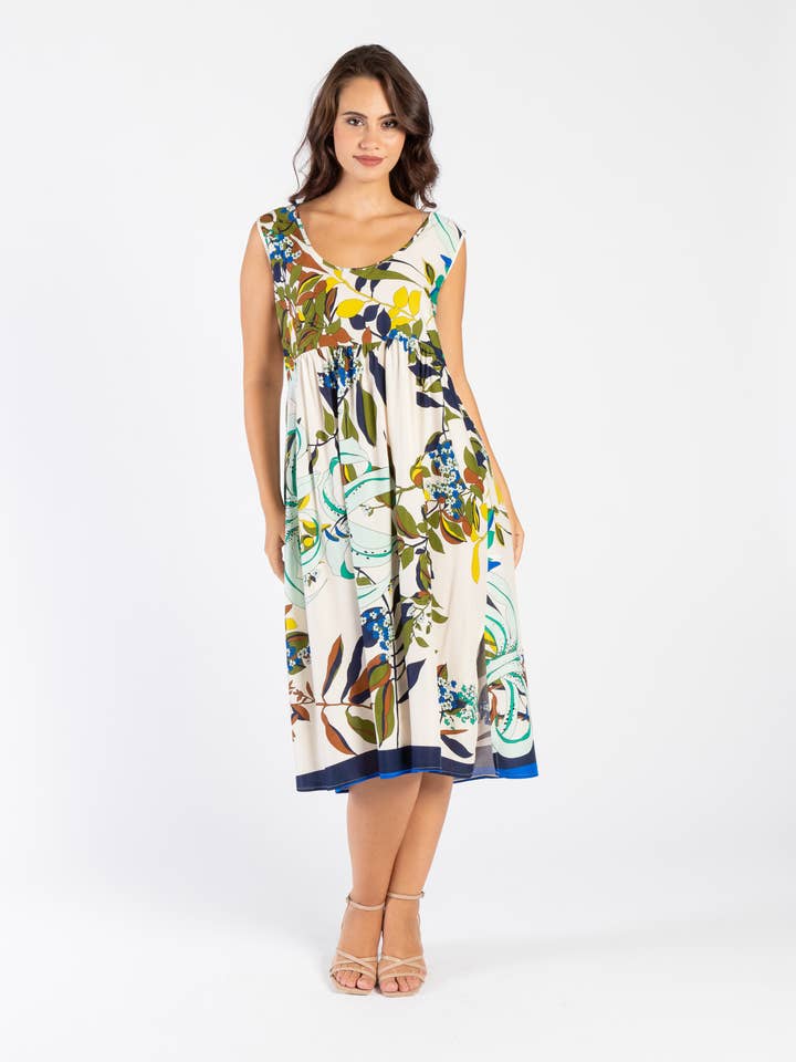 Robe en viscose 100 % à motif, encolure ronde avec goutte d'eau au dos pour la vente par Clara G.