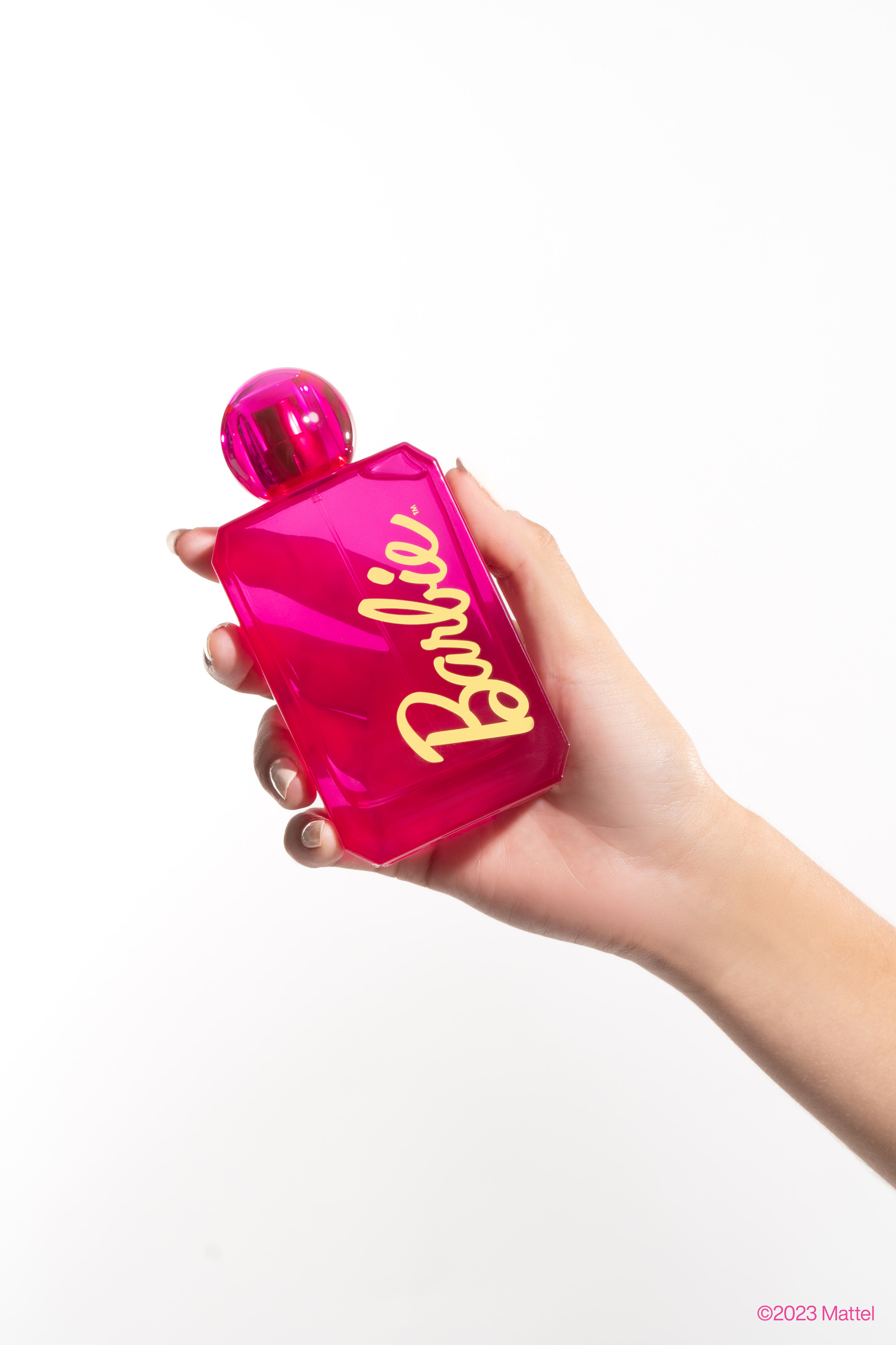 DefineMe - Wholesale Perfume/Eau de Toilette - Barbie™ Eau de Parfum for Fall3