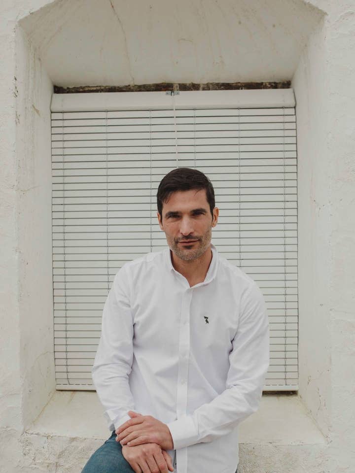 CAMISA BLANCA PELÍCANO CAQUI para venta al por mayor de LPKN