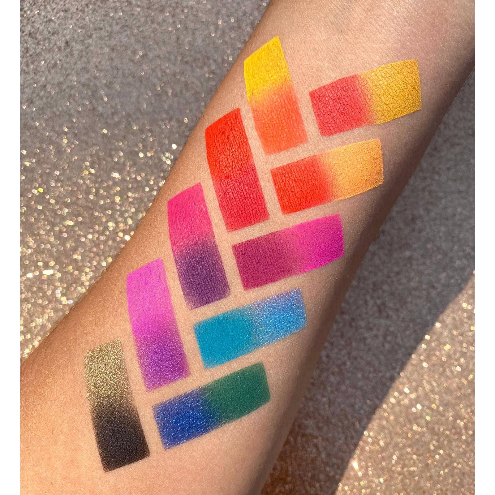 Efon International Corp. - Wholesale Oogschaduwpalet - Bold Girl - 20 Kleuren Multi-Finish Blendbare Oogschaduw Palette5