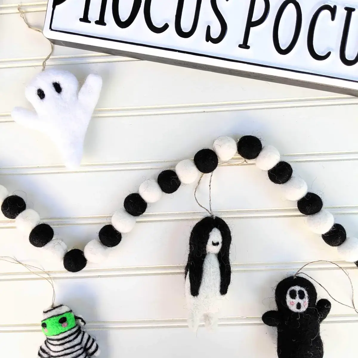 Friendsheep - Venta al por mayor Adornos - Adorno ecológico de lana Edward the Ghost2