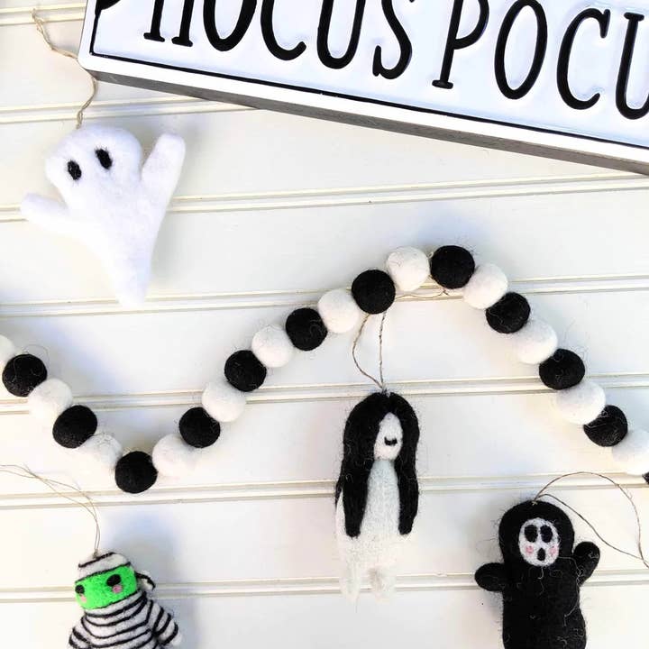 Friendsheep - Venta al por mayor Adornos - Adorno ecológico de lana Edward the Ghost2