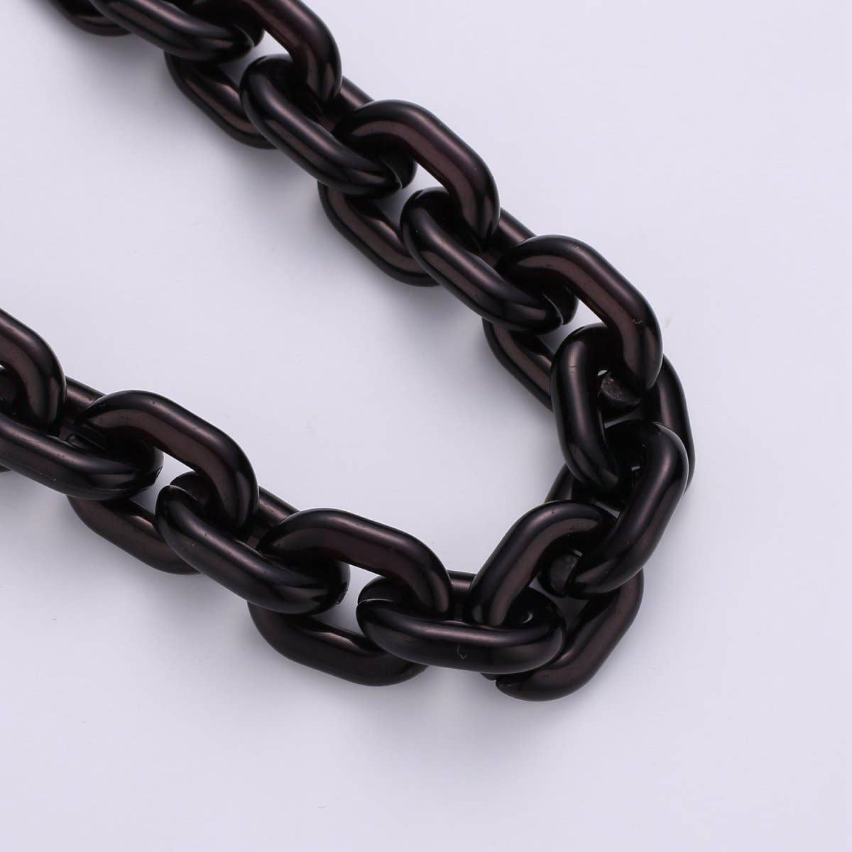 Aim Eternal - Wholesale Link & Chain Necklace - 1X Clear Oval Acrylic Link Chain, Translucent Plastic Chain, Chunky Necklace Chain with Open Links Size 23.8mm x 18.8mm0