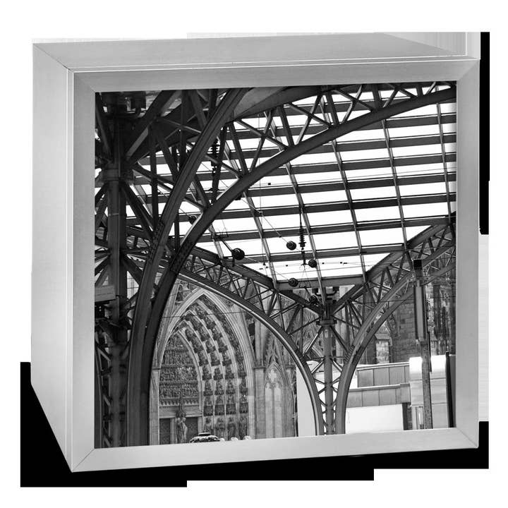 Cologne - Boîtier lumineux de la gare centrale (II) pour la vente par COGNOSCO