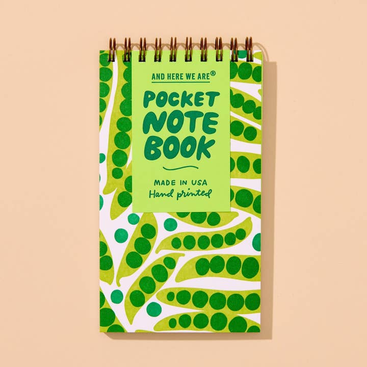 Cuaderno de bolsillo con espiral de imprenta de guisante - Hecho en EE. UU. - Gourmet, Jardinería, Charcutería - Relleno de calcetín, Festivo, Guía de regalos para venta al por mayor de And Here We Are