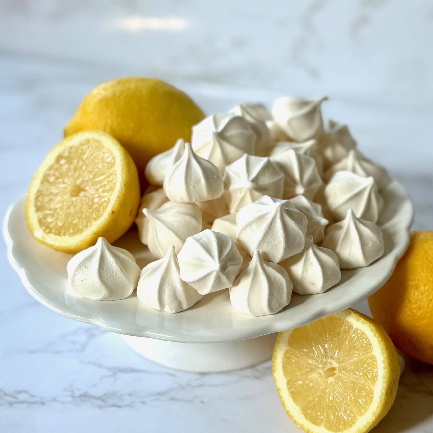 Miss Meringue – wholesale Kakor – Meringe-kakor med smak av Meyer citron2