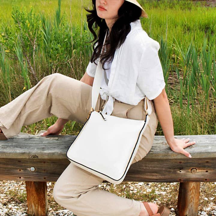 Orion Crossbody, sostenible, de grano pequeño para venta al por mayor de Luck & Zodiac