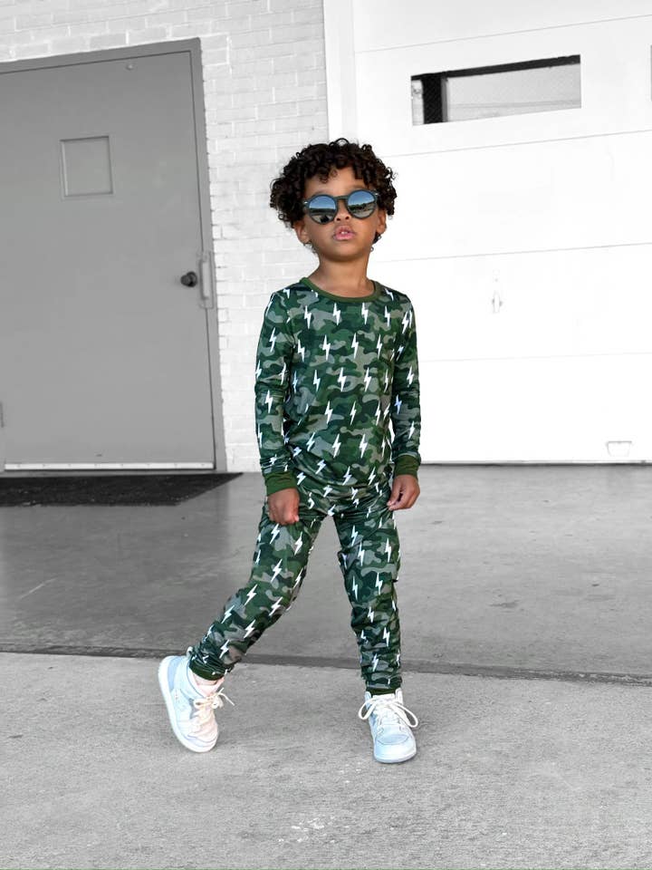 Lucky Panda Kids - Wholesale Sleepwear Set - Kids - Bamboo Two Piece Set | Green Camo Bolts4